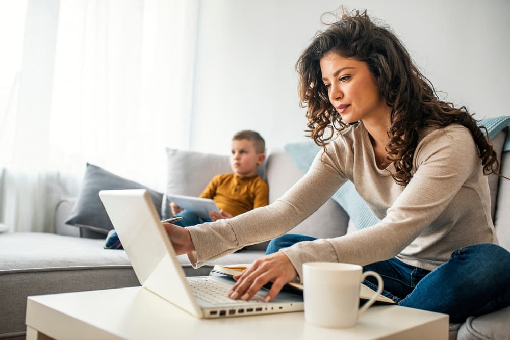mom building sole custody case
