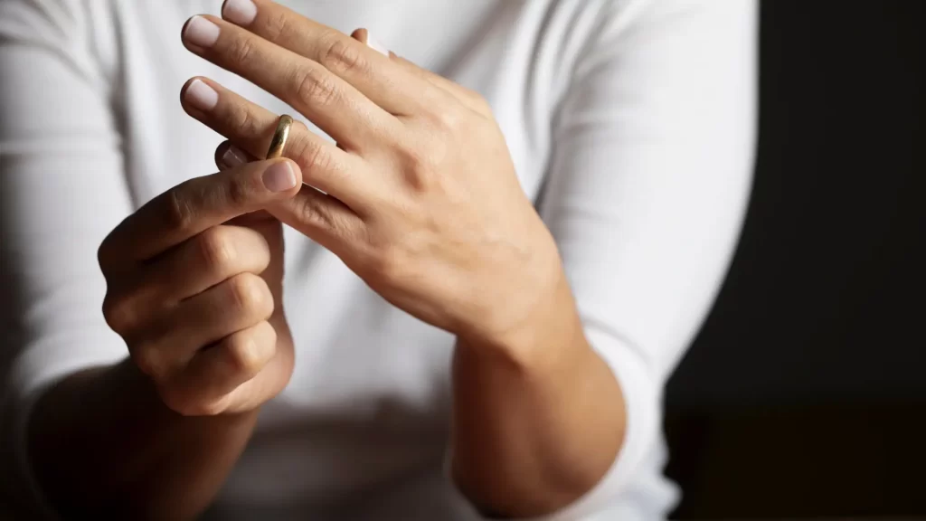 Negotiate Divorce Settlement With Your Spouse